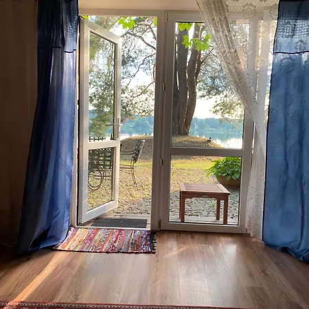 게스트하우스 Kanu Club - Osrodek Wypoczynkowy Nowy Zyzdroj