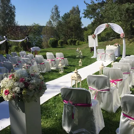 Kanu Club - Osrodek Wypoczynkowy 게스트하우스 4*